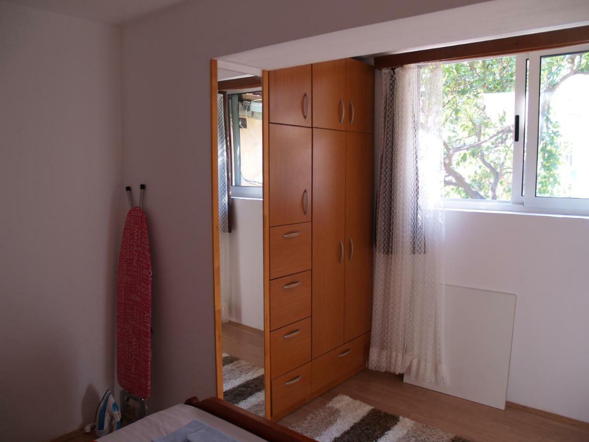 Apartments Pharia Jelsa  Room photo
